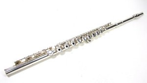 Yamaha Příčná flétna YFL-381