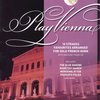 Play Vienna! + CD / lesní roh (f horn)