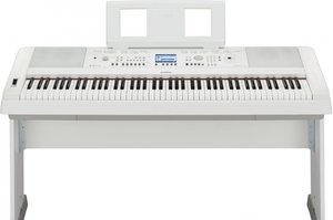Yamaha Digital portable piano DGX-650 W