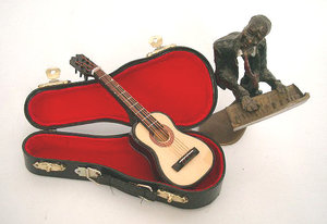 Clarina Music Miniatur gitarre + koffer